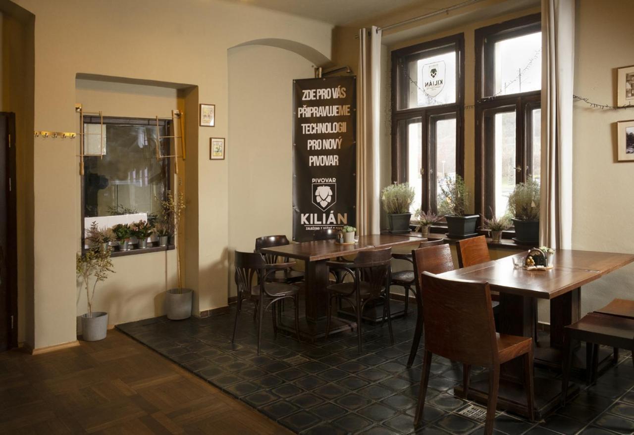 Hotelové Pokoje Kolčavka Prague Extérieur photo