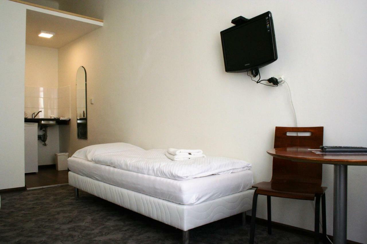 Hotelové Pokoje Kolčavka Prague Extérieur photo